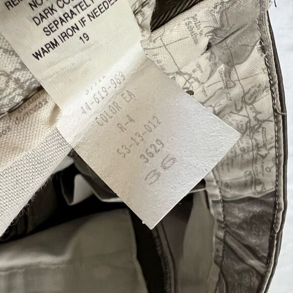 Vintage Olive Green Chinos dress Pants, mens size 36x30 - Picture 4 of 4